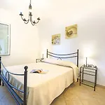 Casa de Férias Villino Luciana - Tesi Viaggi *