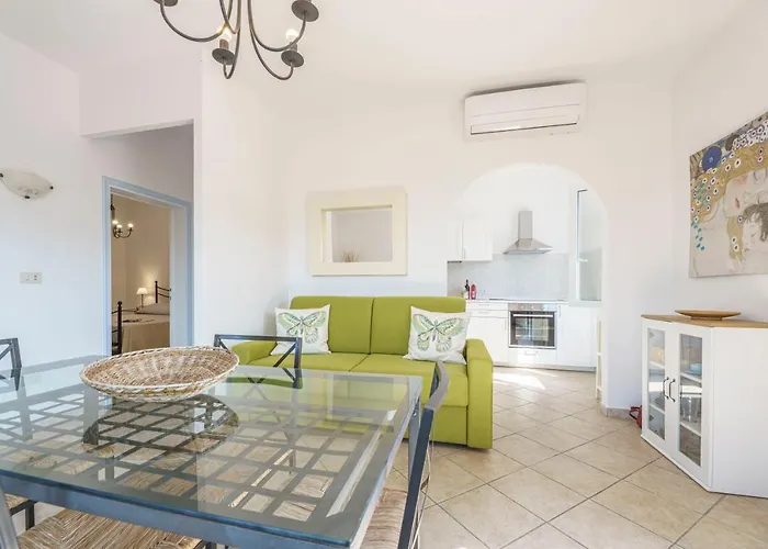 Villino Luciana - Tesi Viaggi * קאפוליברי